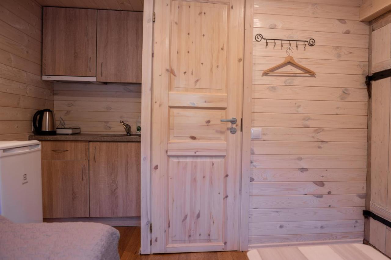 Sodyba Namelis Medyje Anyksciuose Anykščiai Exteriör bild