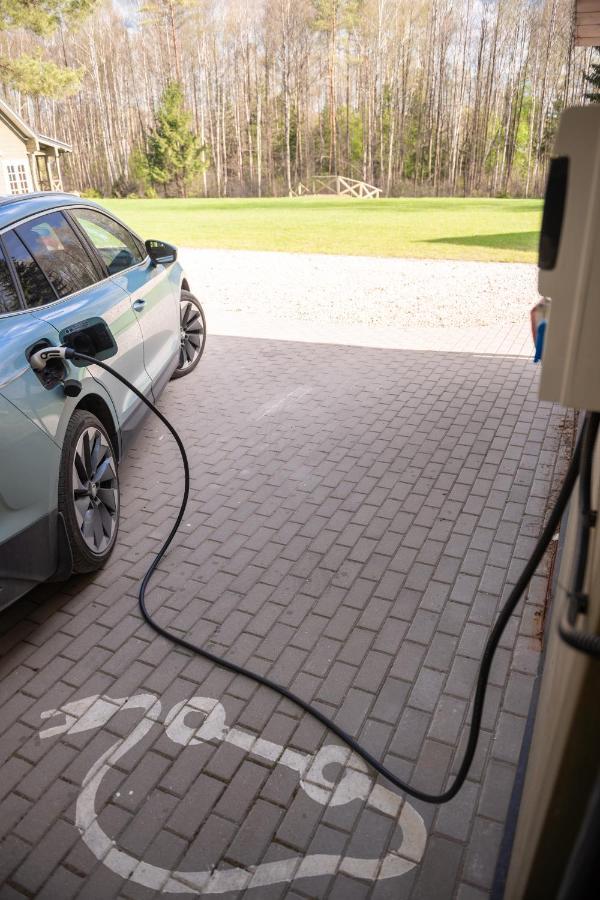 Sodyba Namelis Medyje Anyksciuose Anykščiai Exteriör bild